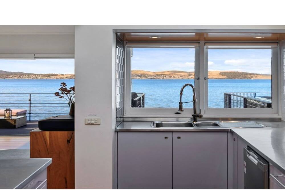 Photo of Kitchen in Sandy Bay