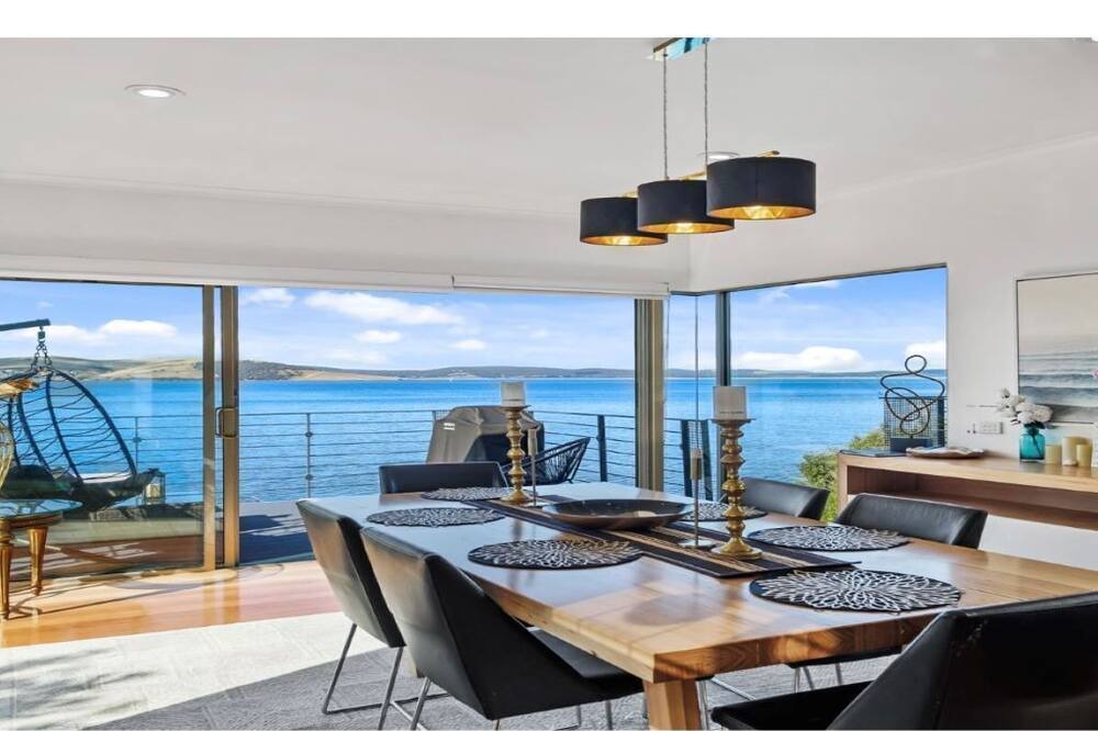 Photo of Others in Sandy Bay