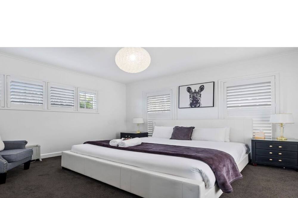 Photo of Bedroom in Sandy Bay