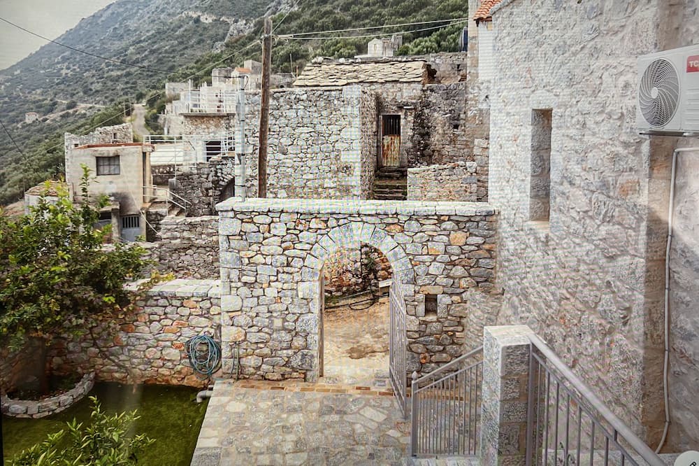 Photo of Others in East Mani