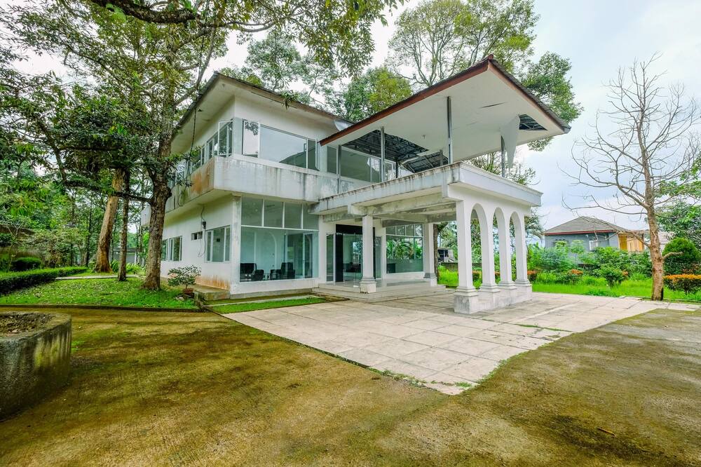 Photo of Outdoor in Caringin