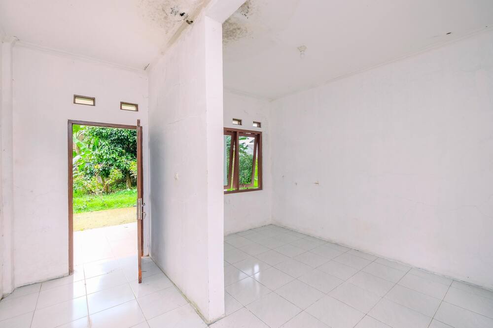 Photo of Livingroom in Caringin
