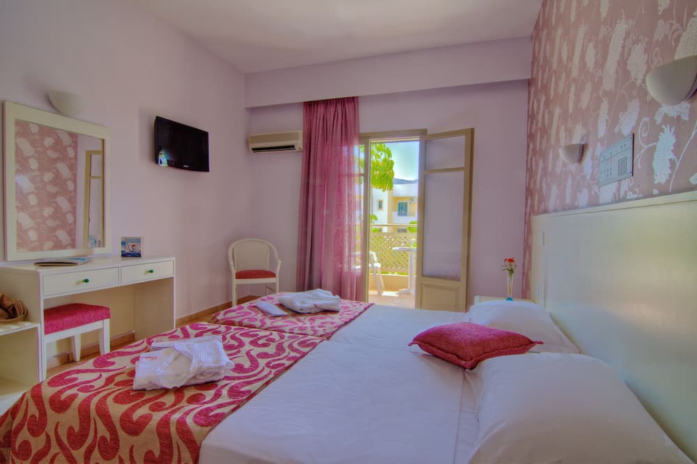 Photo of Bedroom in Malia