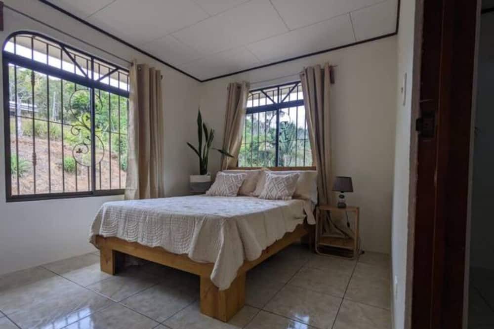 Photo of Bedroom in San Isidro de El General