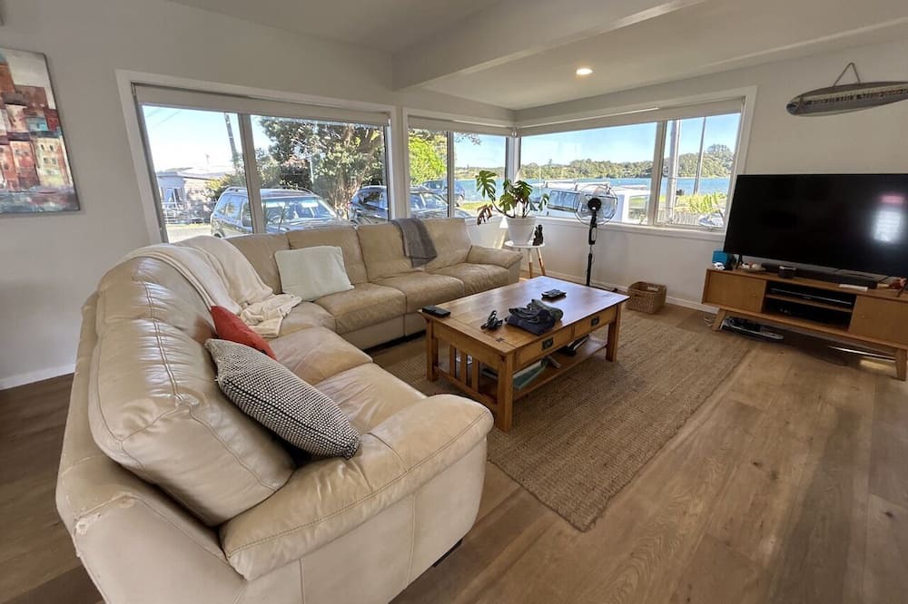Photo of Livingroom in Ngunguru