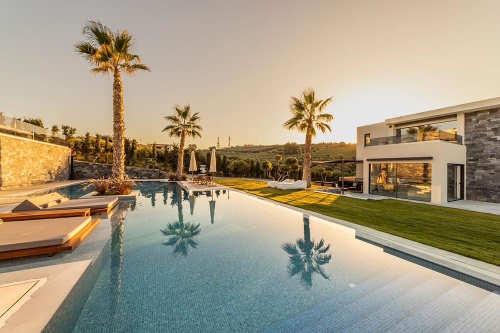 Photo of Outdoor in Heraklion