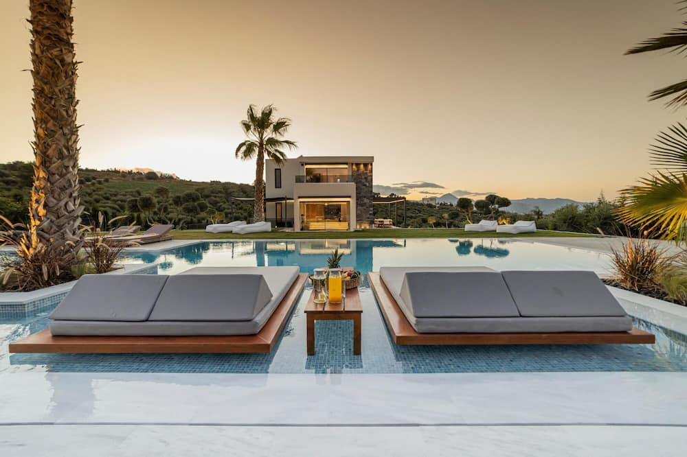 Photo of Outdoor in Heraklion