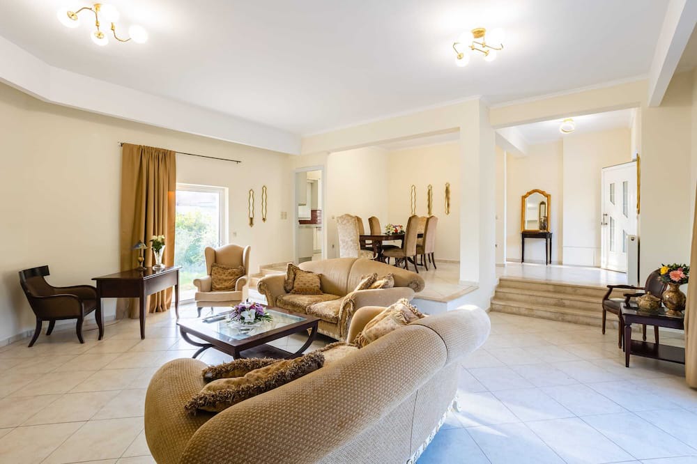 Photo of Bedroom in Kalamata