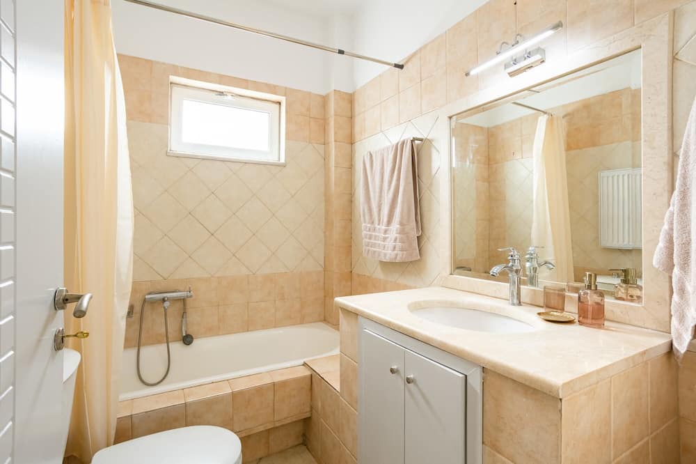 Photo of Bathroom in Kalamata
