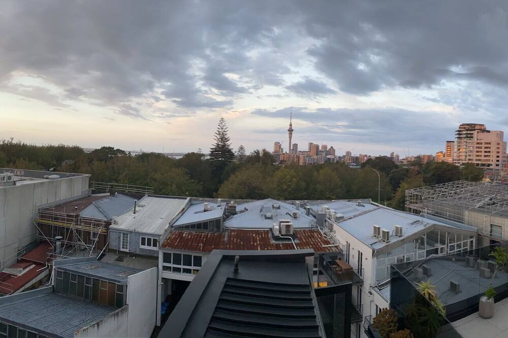 Photo of Others in Grey Lynn