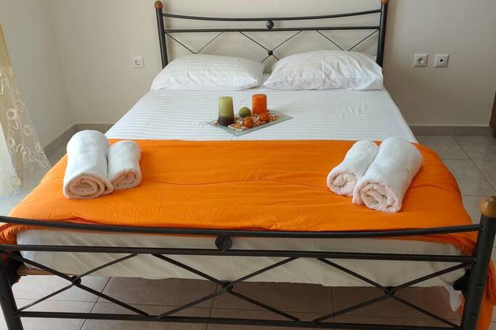 Photo of Bedroom in Monolithos