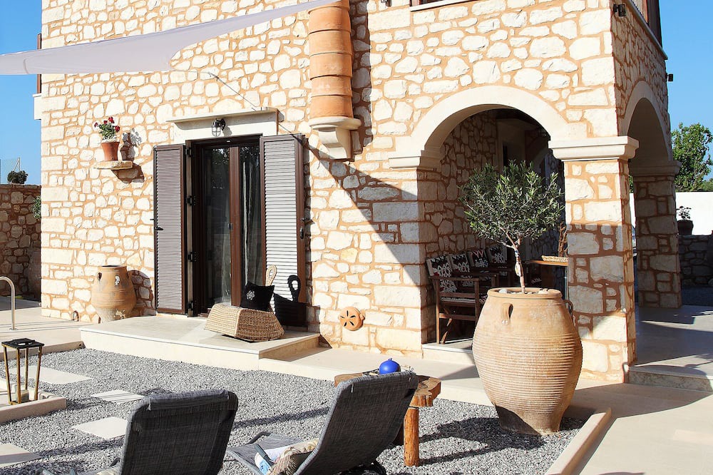 Photo of Outdoor in Roumeli