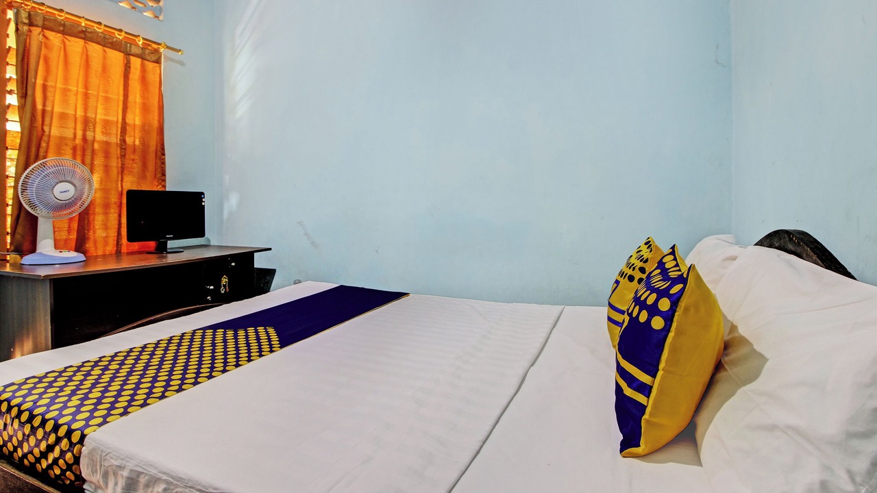 Photo of Bedroom in Hargomulyo