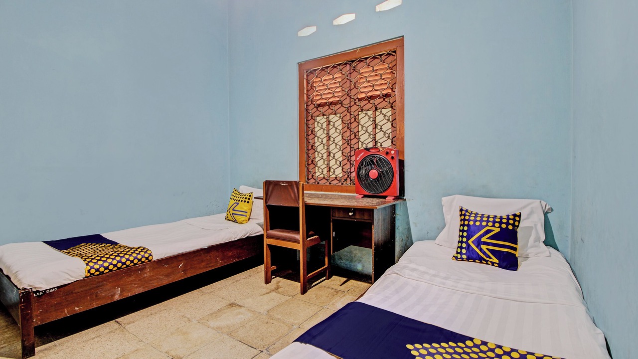 Photo of Bedroom in Hargomulyo