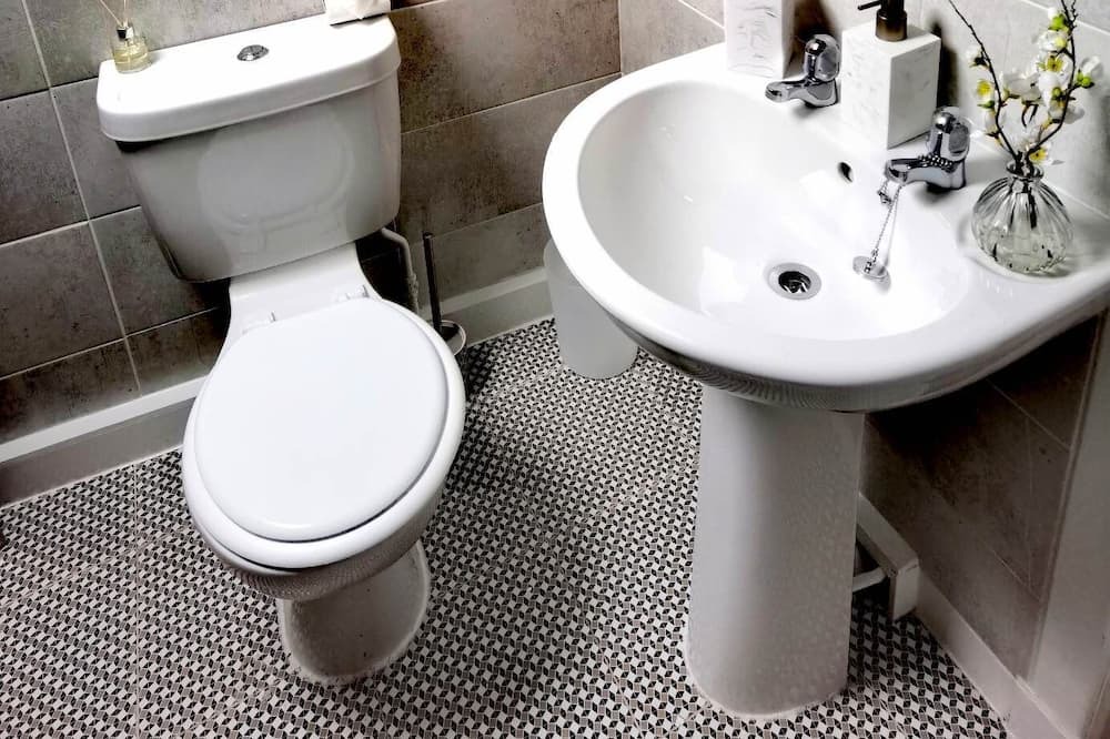 Photo of Bathroom in Kirkwall
