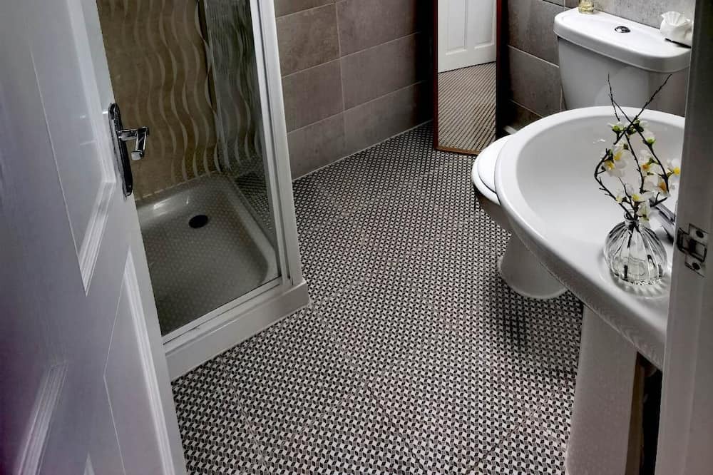 Photo of Bathroom in Kirkwall