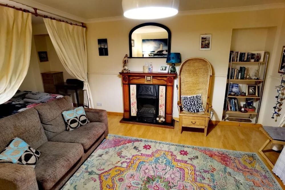 Photo of Livingroom in Kirkwall