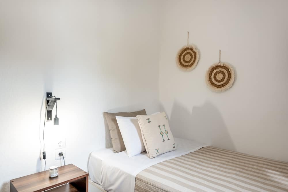 Photo of Bedroom in Megala Chorafia