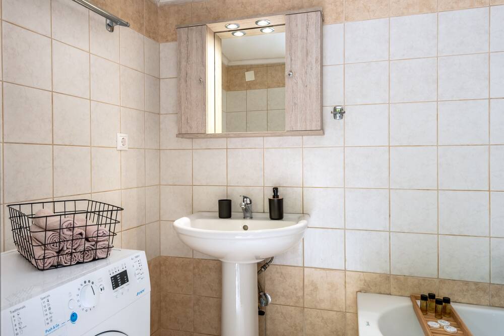 Photo of Bathroom in Megala Chorafia