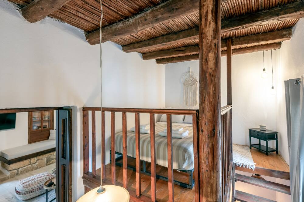 Photo of Bedroom in Megala Chorafia