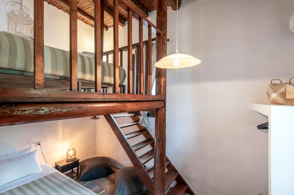 Photo of Bedroom in Megala Chorafia