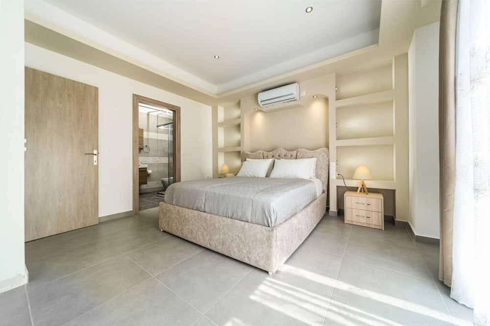 Photo of Bedroom in Thiramonas