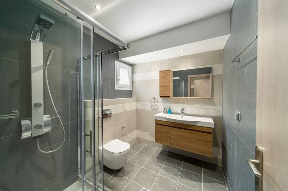 Photo of Bathroom in Thiramonas