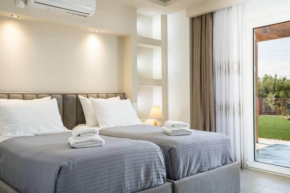 Photo of Bedroom in Thiramonas