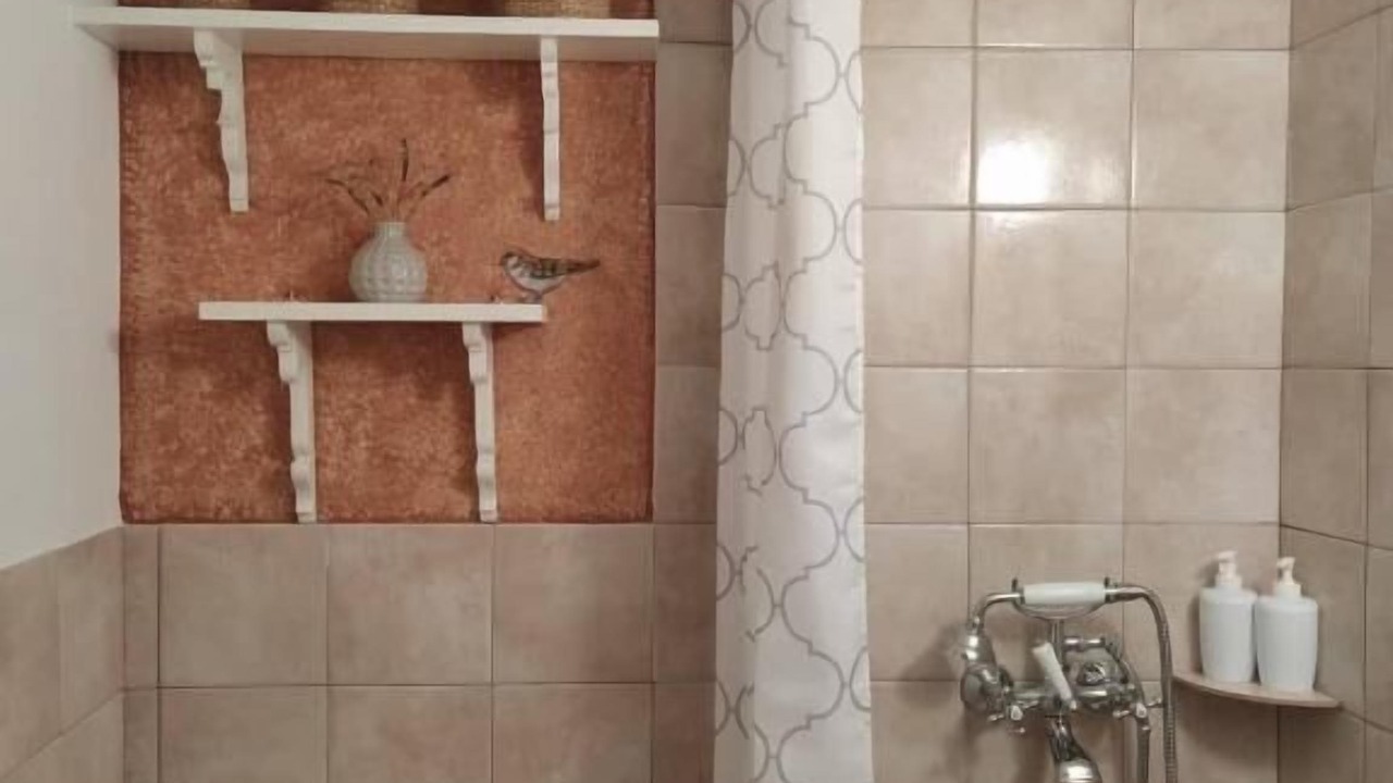Photo of Bathroom in Trikolonoi