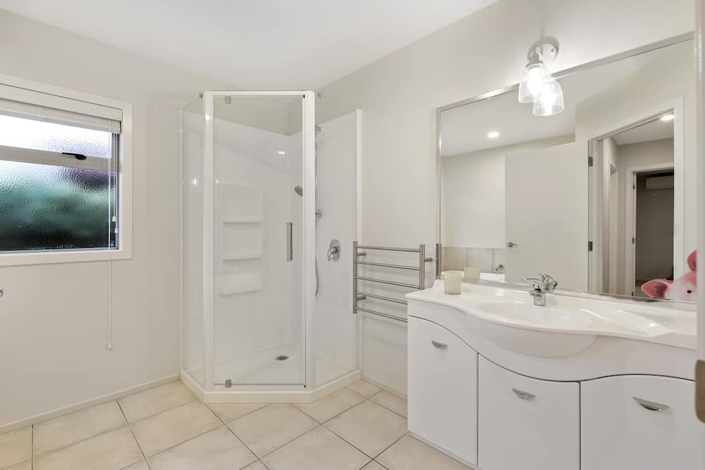 Photo of Bathroom in Nukuhau