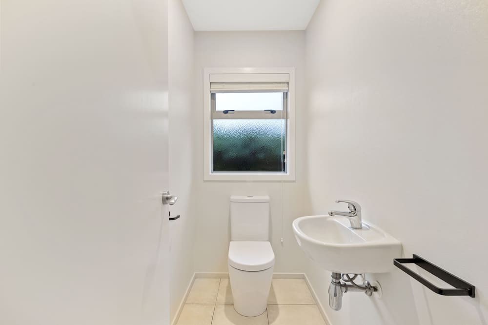 Photo of Bathroom in Nukuhau