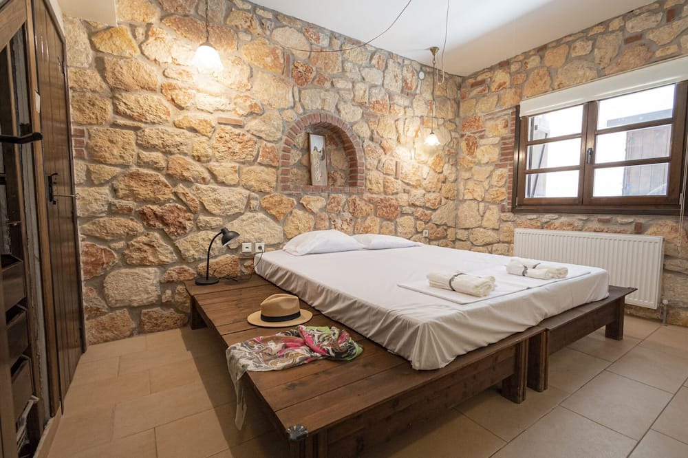 Photo of Bedroom in Psakoudia