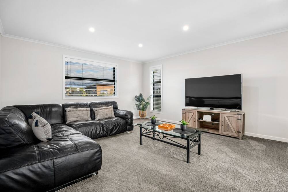 Photo of Livingroom in Lowburn