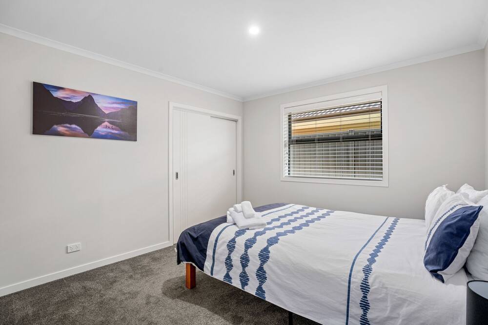 Photo of Bedroom in Lowburn
