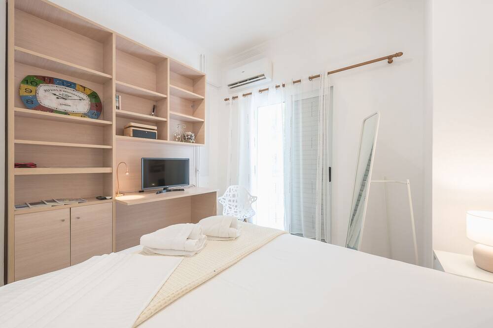 Photo of Bedroom in Koukaki