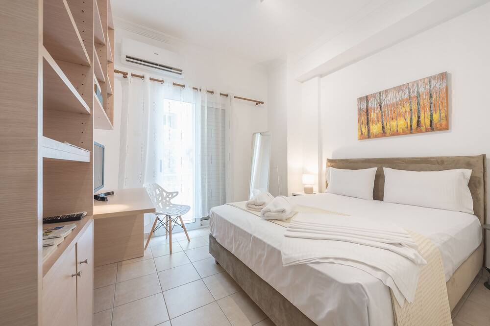 Photo of Bedroom in Koukaki