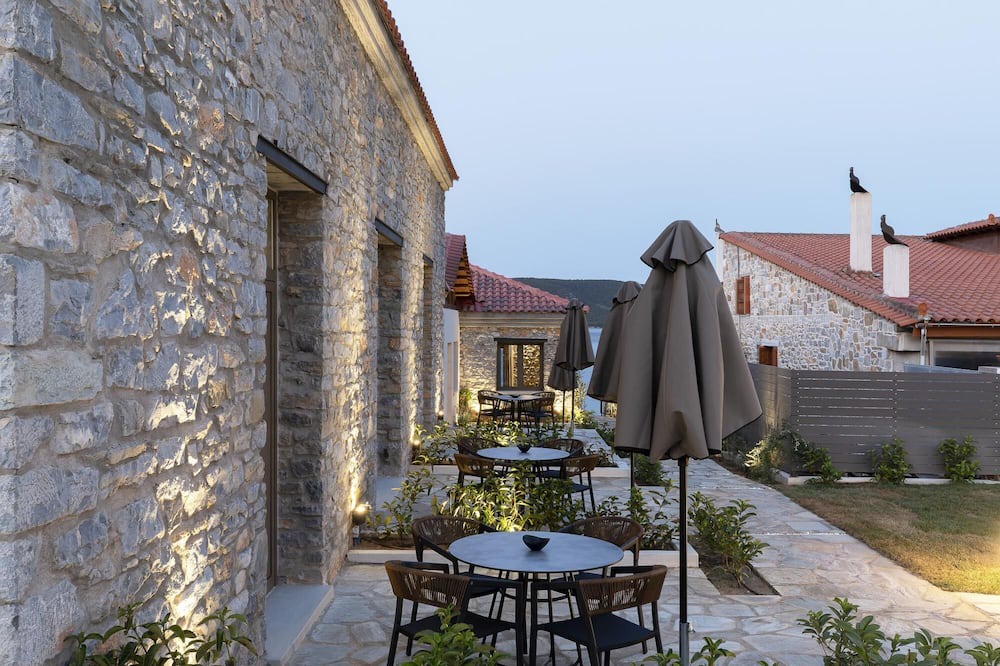 Photo of Outdoor in Sourpi