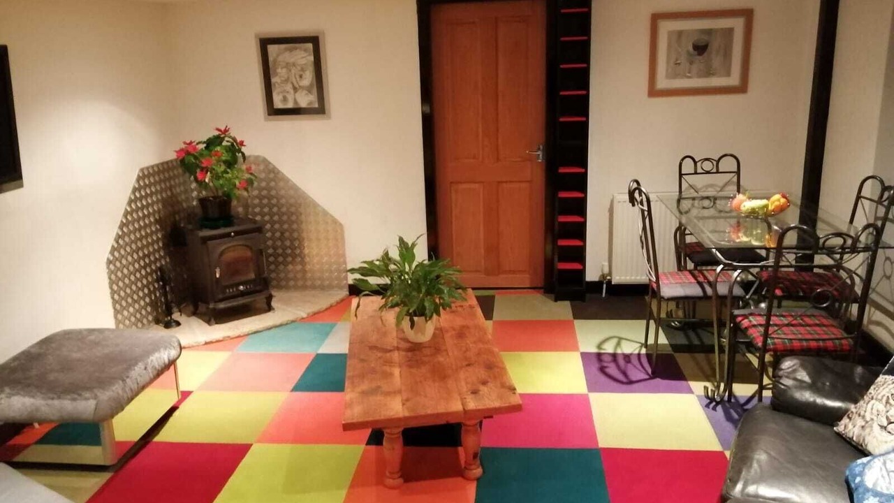 Photo of Livingroom in Mauchline