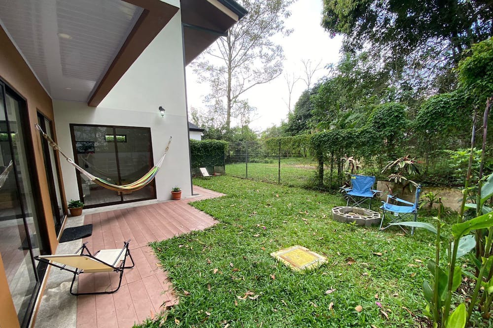 Photo of Outdoor in Roble