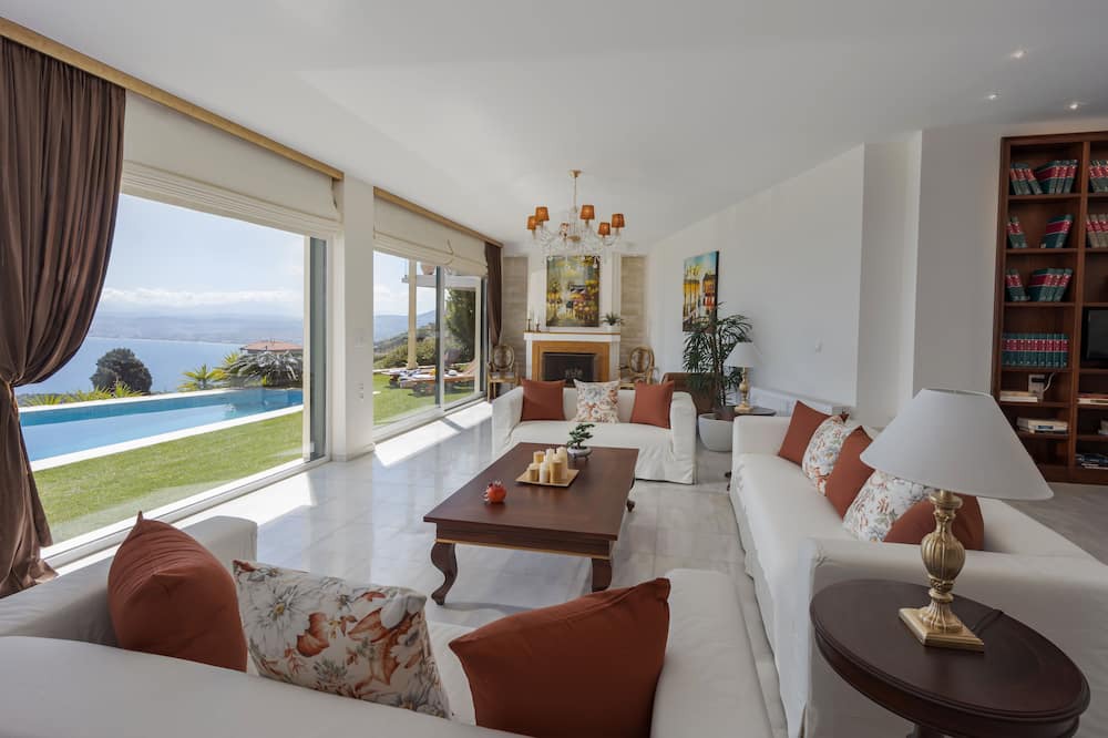 Photo of Livingroom in Rodhia