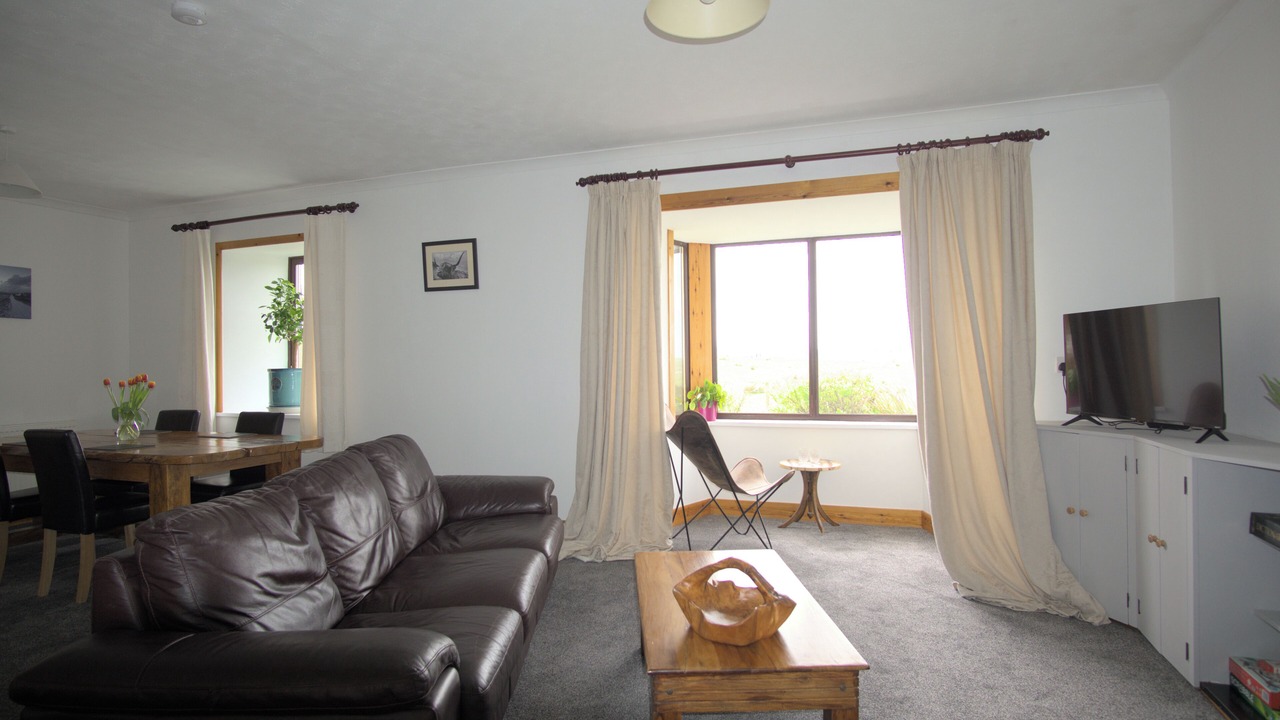 Photo of Livingroom in Toab