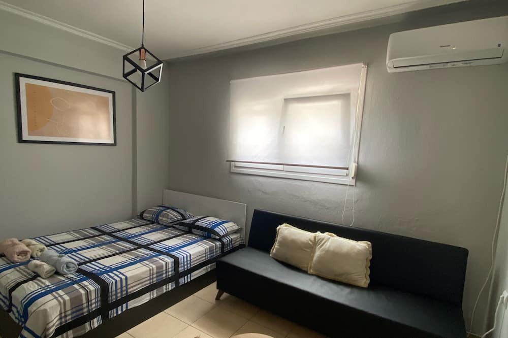 Photo of Bedroom in Drama