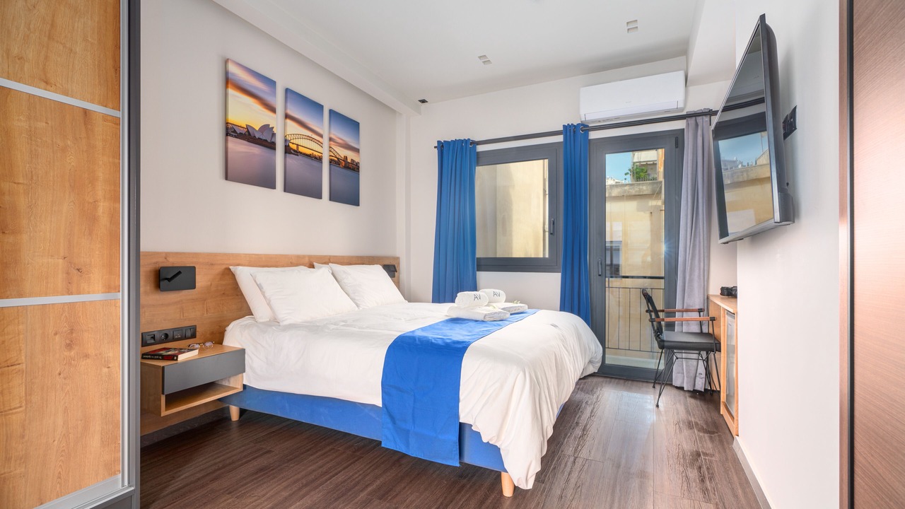 Photo of Bedroom in Exarhia