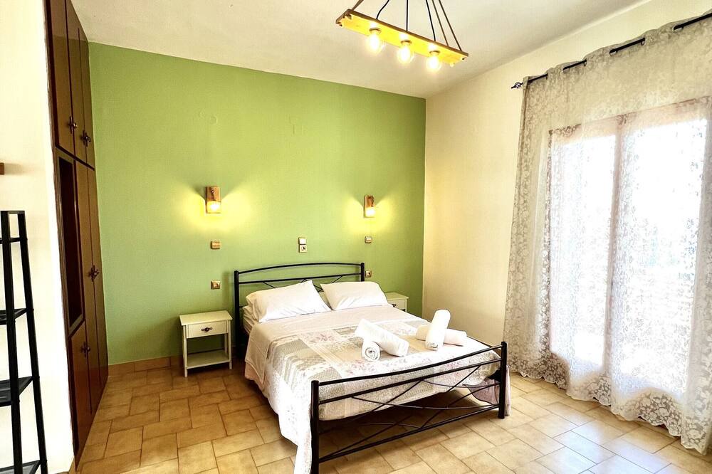 Photo of Bedroom in Vlachata