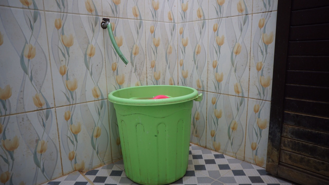 Photo of Bathroom in Genteng
