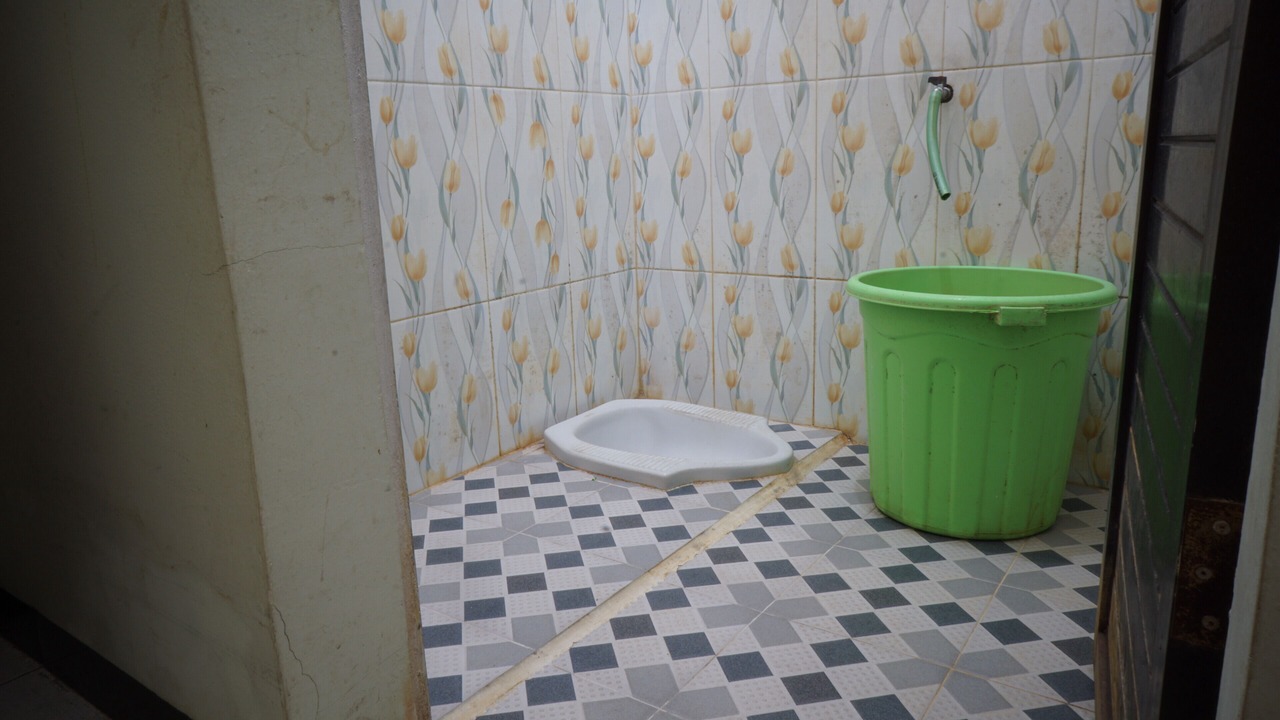 Photo of Bathroom in Genteng