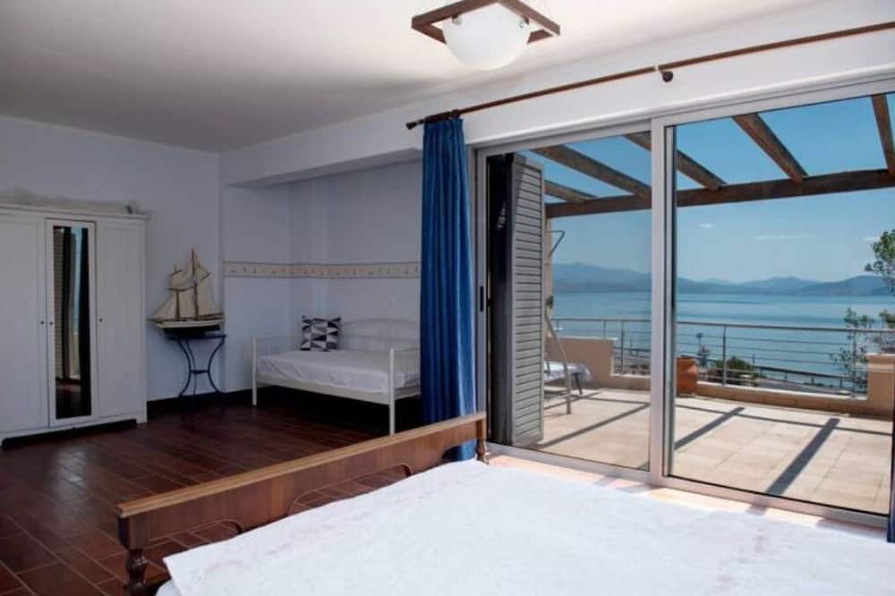 Photo of Bedroom in Nea Kios