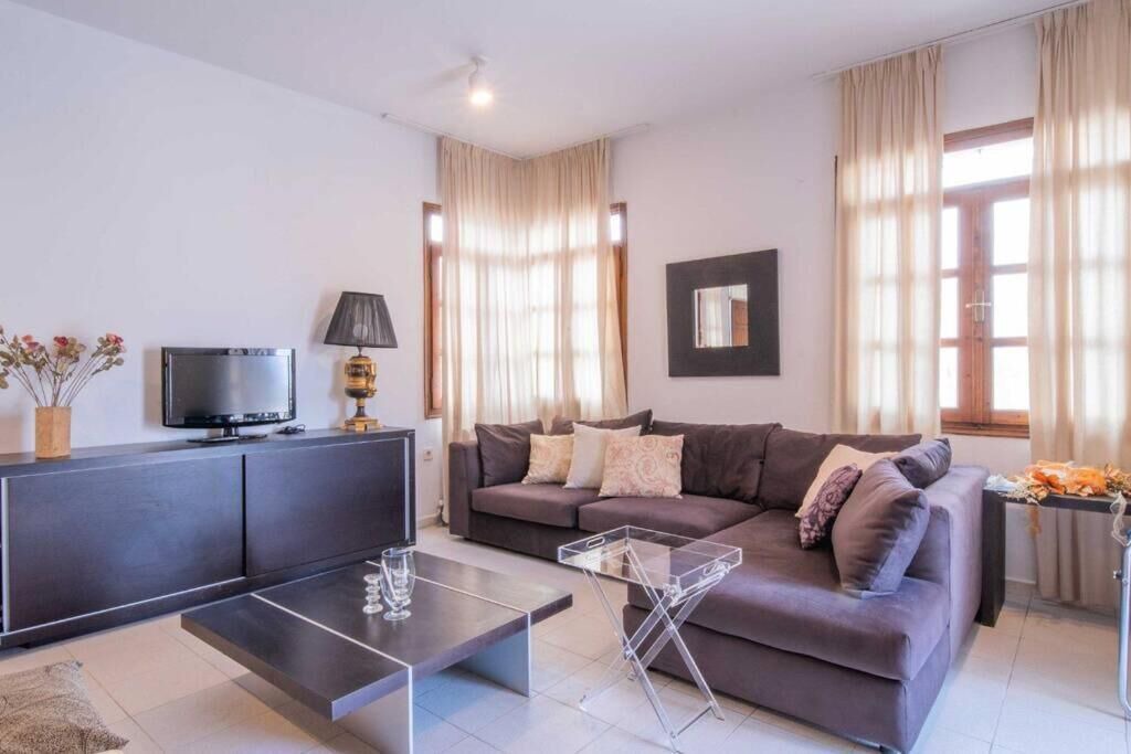 Photo of Livingroom in Malia