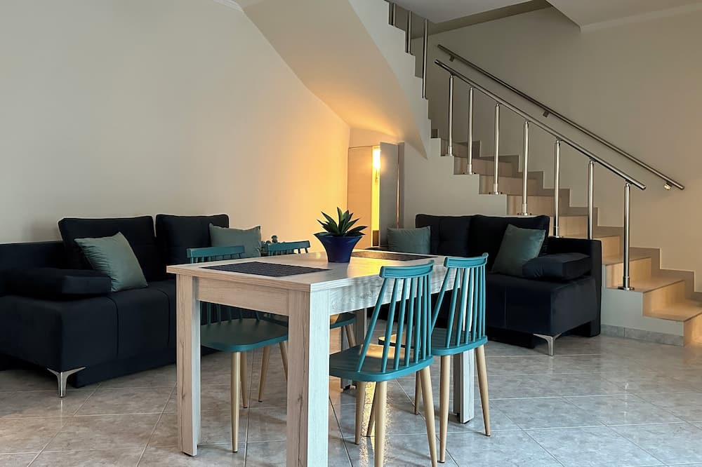 Photo of Livingroom in Nipos