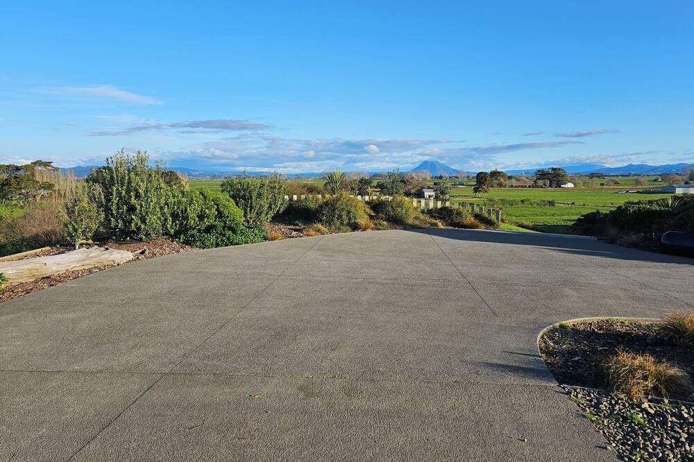 Photo of Outdoor in Thornton